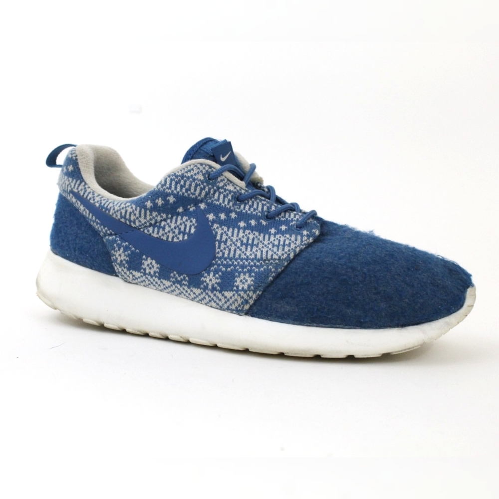Nike Roshe One Winter Brigade Blue Sweater